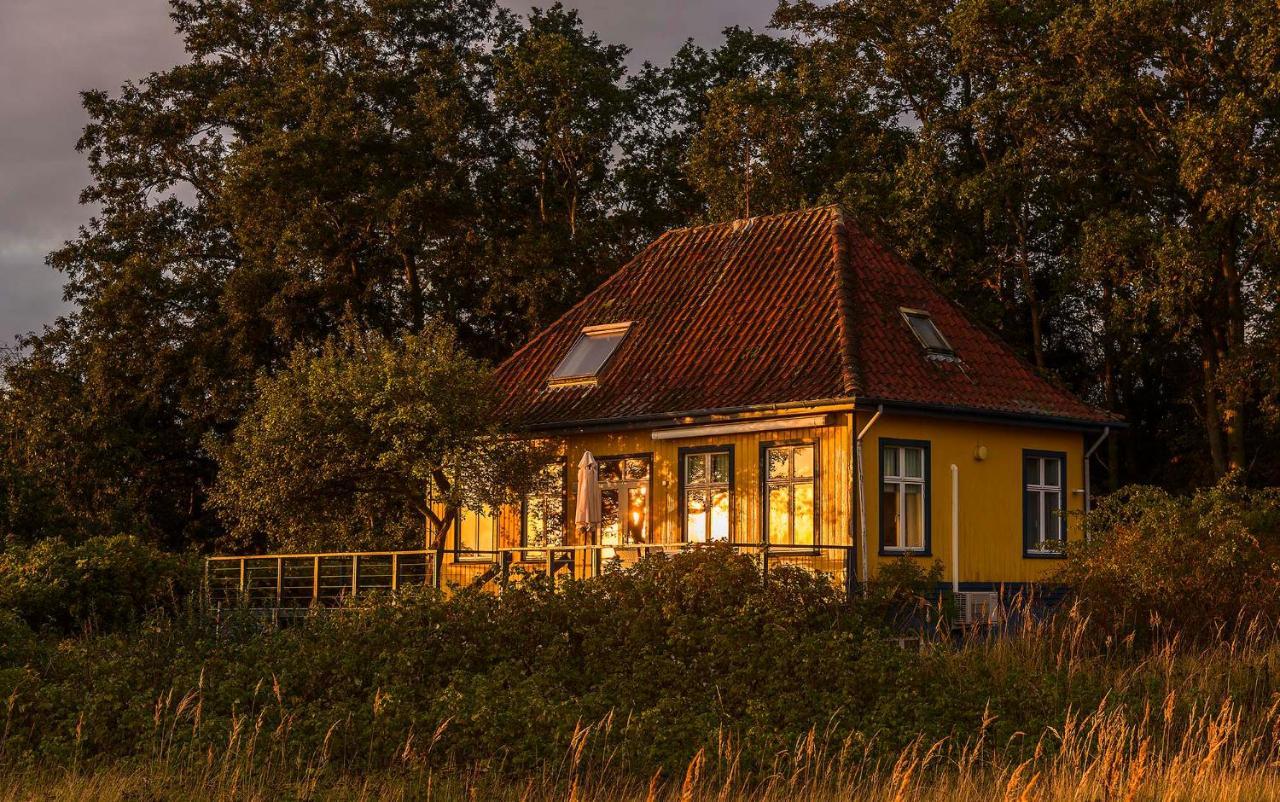 Skaerven Beachfront Apartments And Cottage Nyborg Extérieur photo