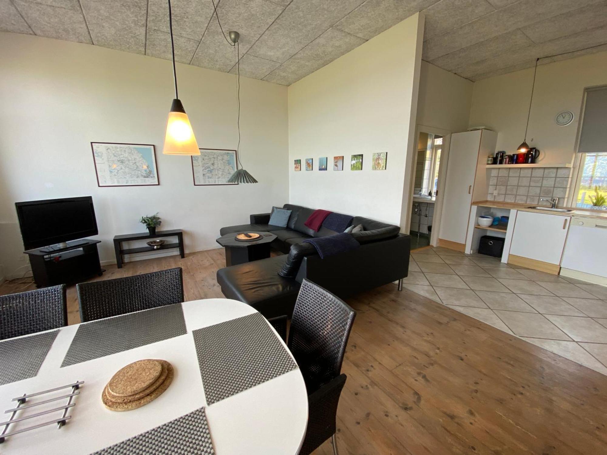 Skaerven Beachfront Apartments And Cottage Nyborg Extérieur photo