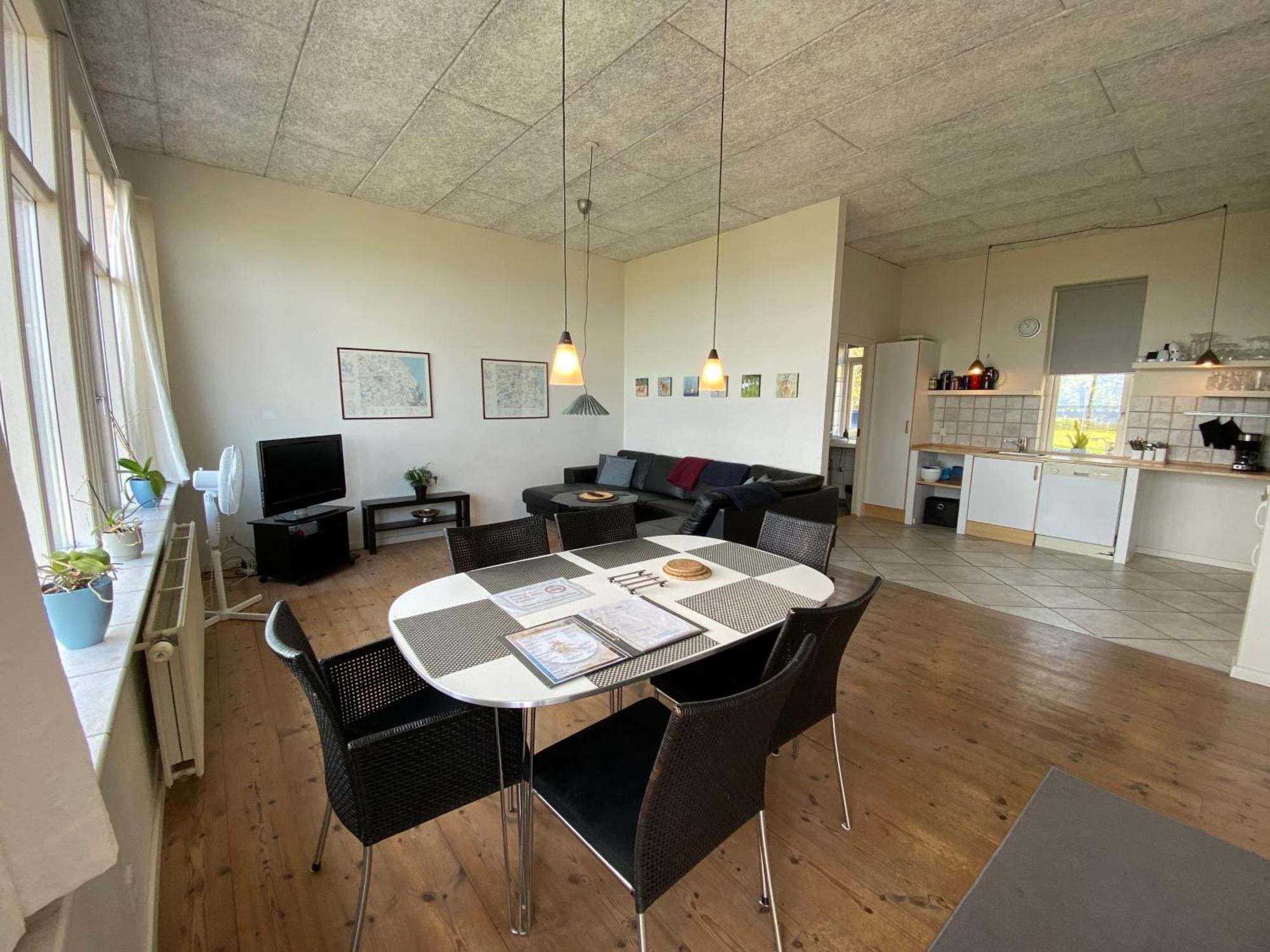 Skaerven Beachfront Apartments And Cottage Nyborg Extérieur photo
